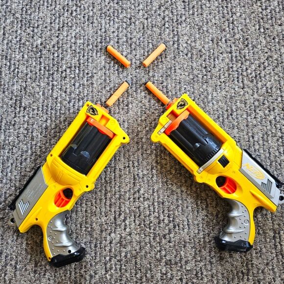 Nerf N-Strike Mavericks Dart Gun 6 Shot Unmodified - Discontinued - Picture 1 of 6